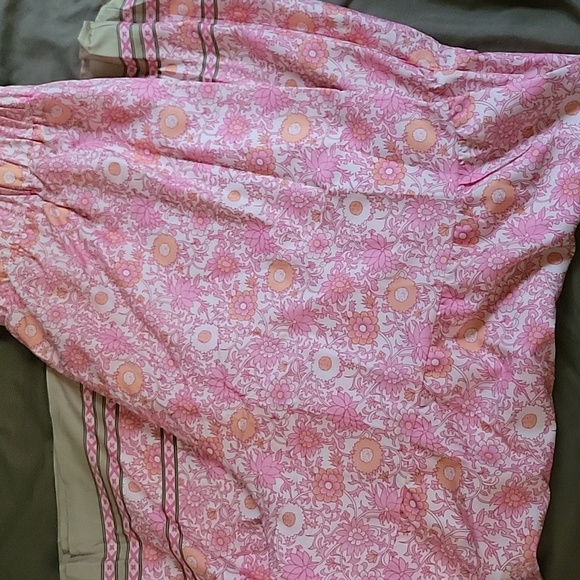 Floral Tiered Lightweight Pants Sz 3X - Picture 3 of 8